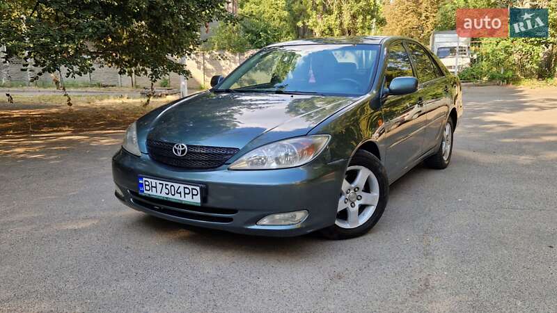 Toyota Camry (2001)