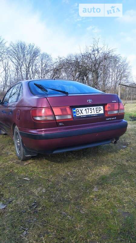 Toyota Carina (1993)