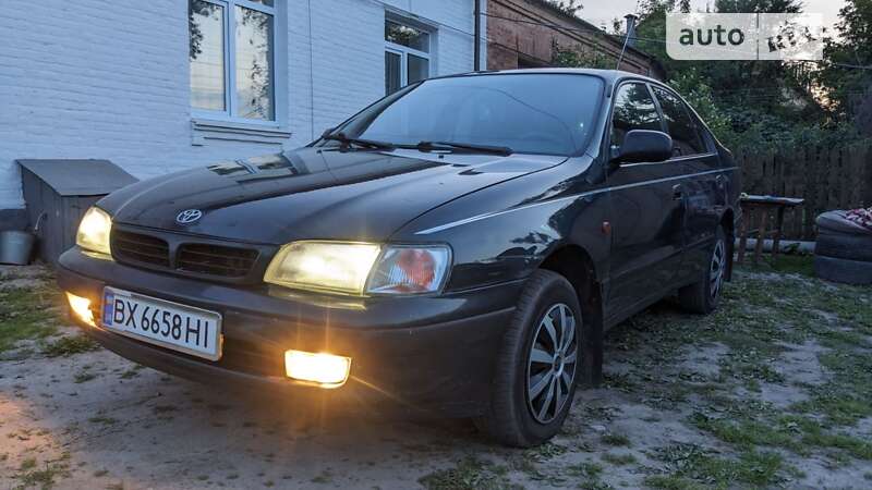 Toyota Carina (1997)