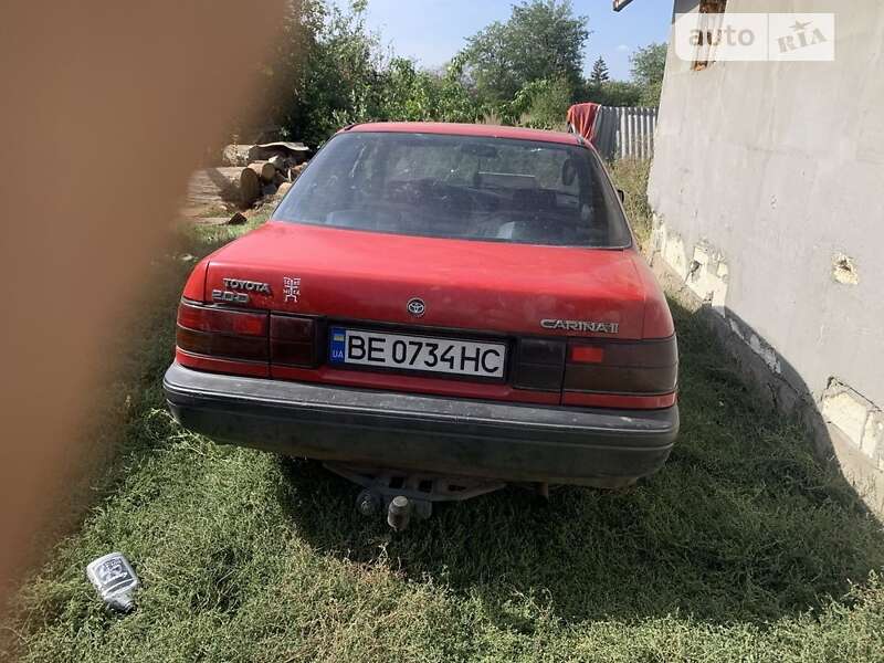 Toyota Carina (1991)