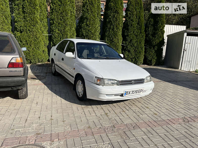 Toyota Carina (1993)