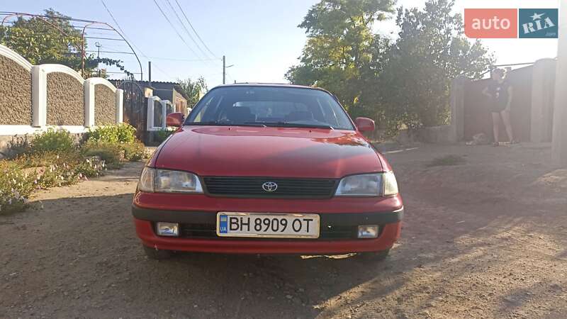 Toyota Carina (1995)
