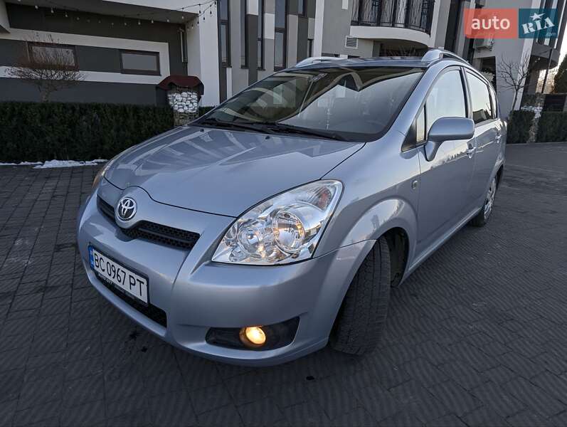 Toyota Corolla verso (2007)