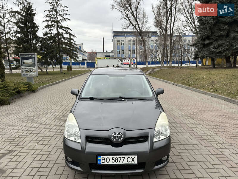 Toyota Corolla verso (2008)