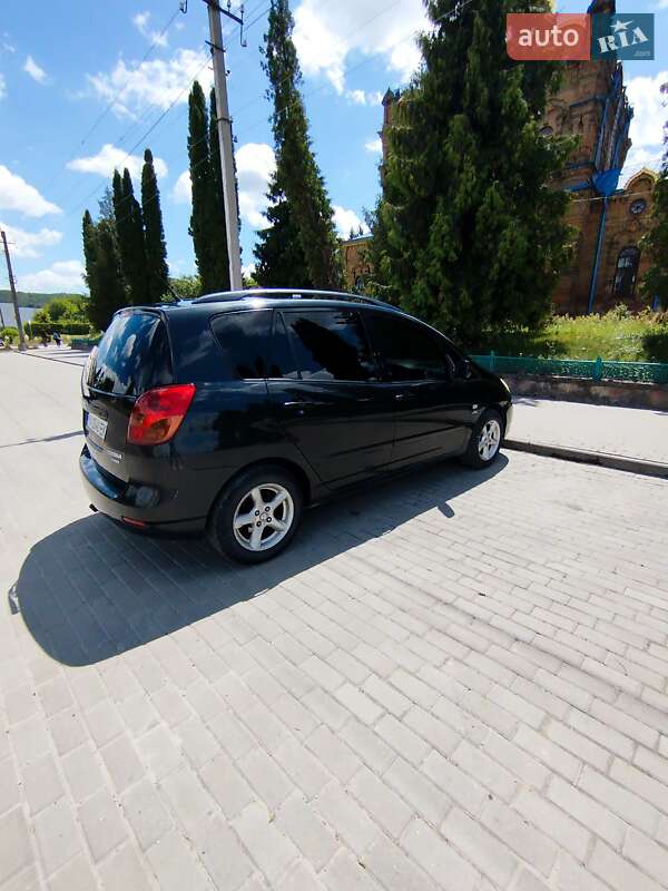 Toyota Corolla verso (2003)