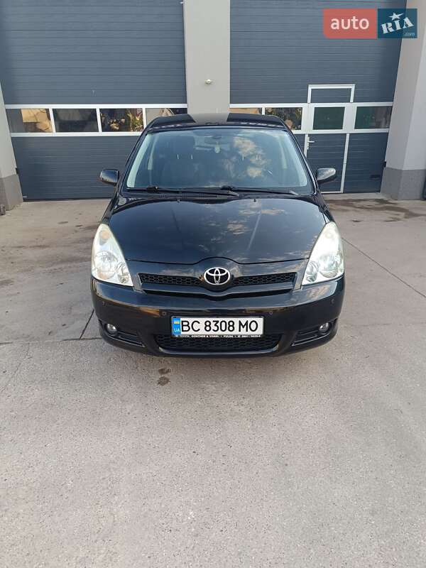 Toyota Corolla verso (2007)