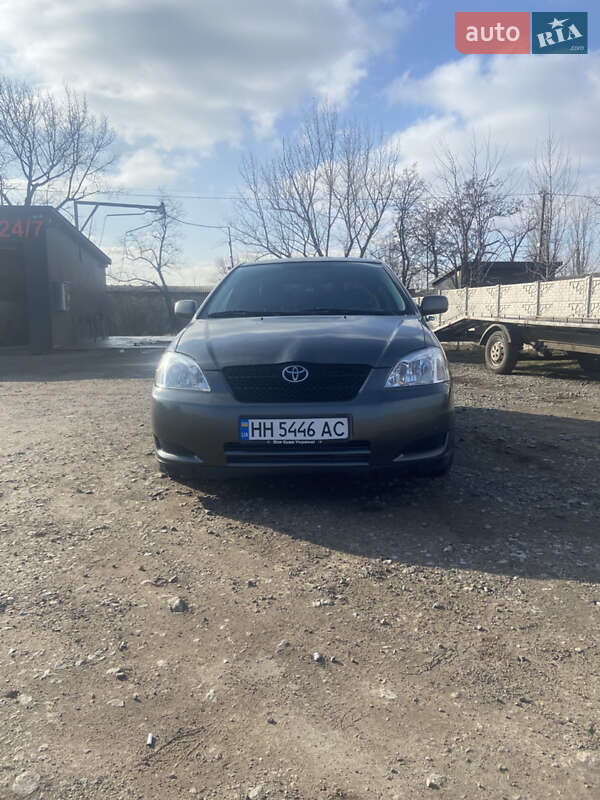 Toyota Corolla (2002)