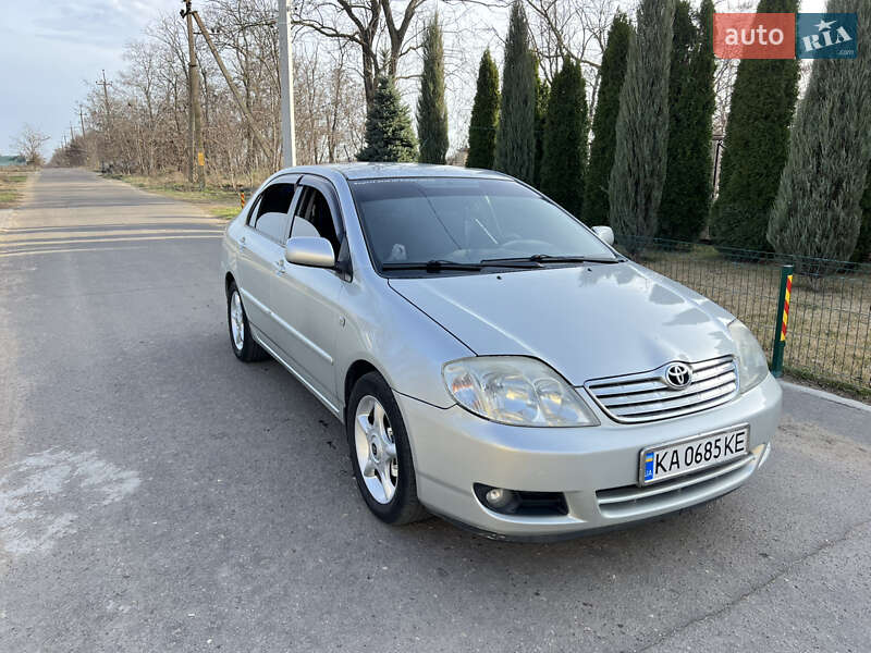 Toyota Corolla (2004)