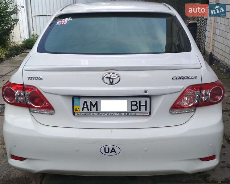Toyota Corolla (2012)