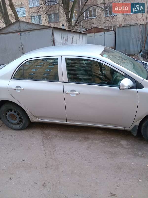 Toyota Corolla (2011)