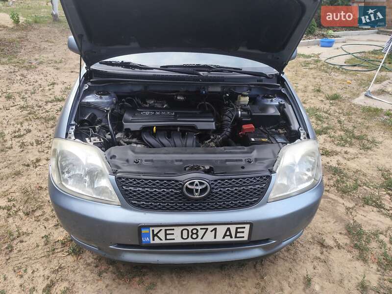 Toyota Corolla (2003)