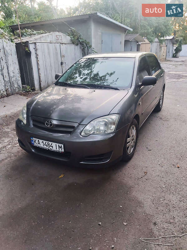 Toyota Corolla (2006)