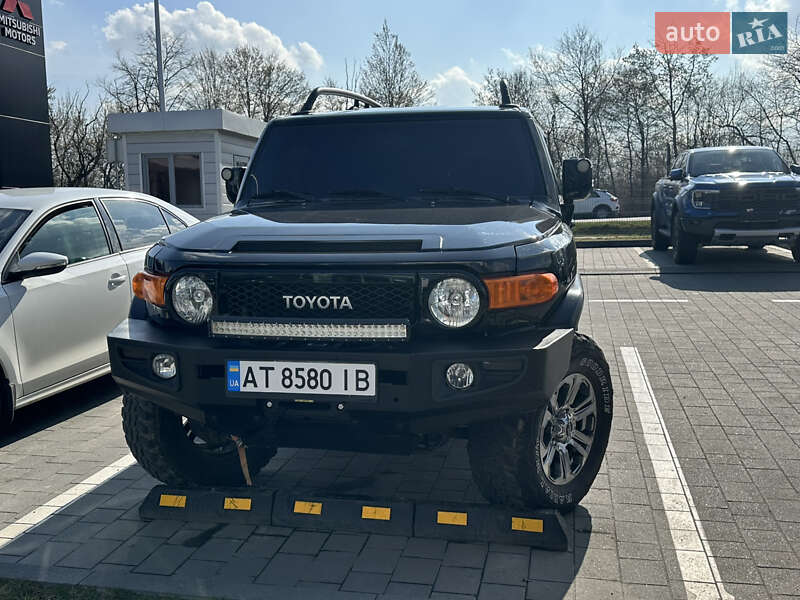 Toyota Fj cruiser (2008)