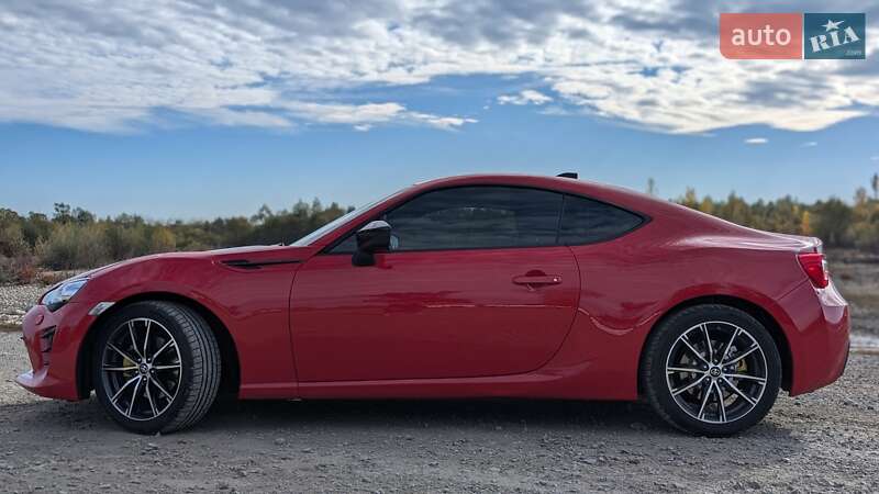 Toyota Gt 86 (2016)