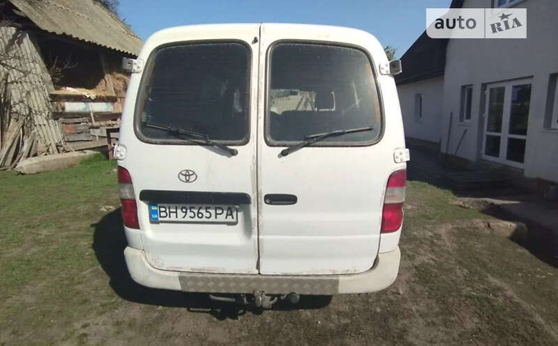 Toyota Hiace (1999)