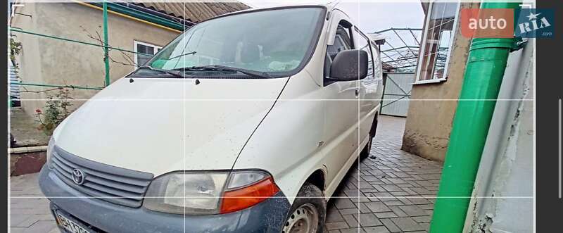 Toyota Hiace (2002)