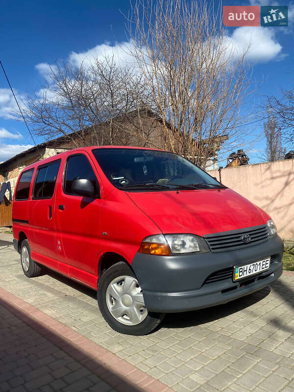 Toyota Hiace (2005)
