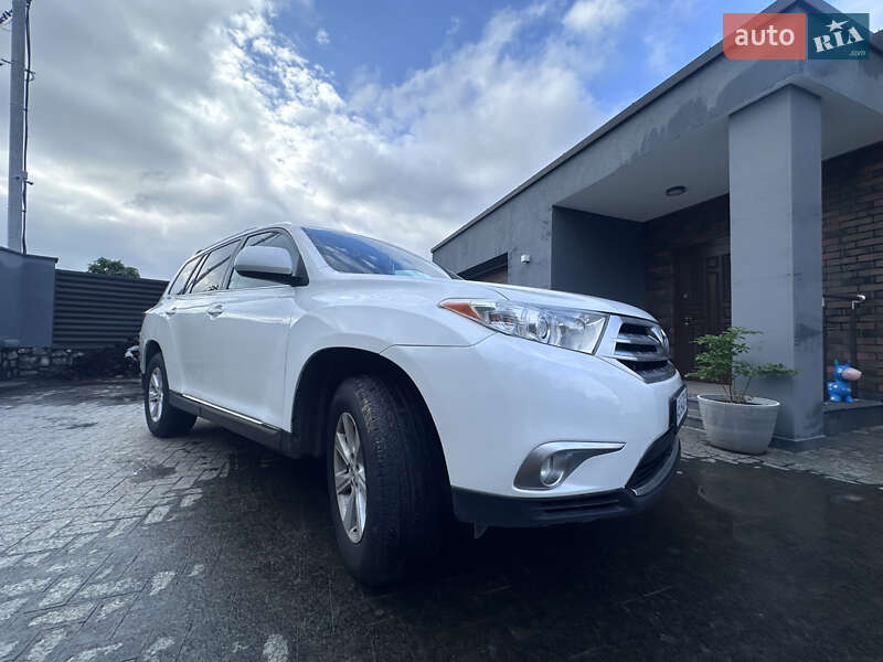 Toyota Highlander (2013)