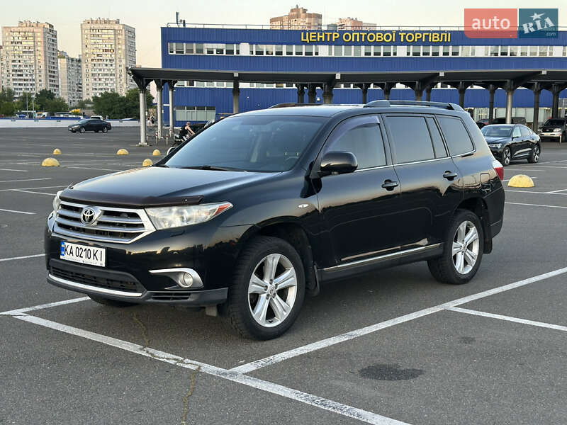 Toyota Highlander (2011)