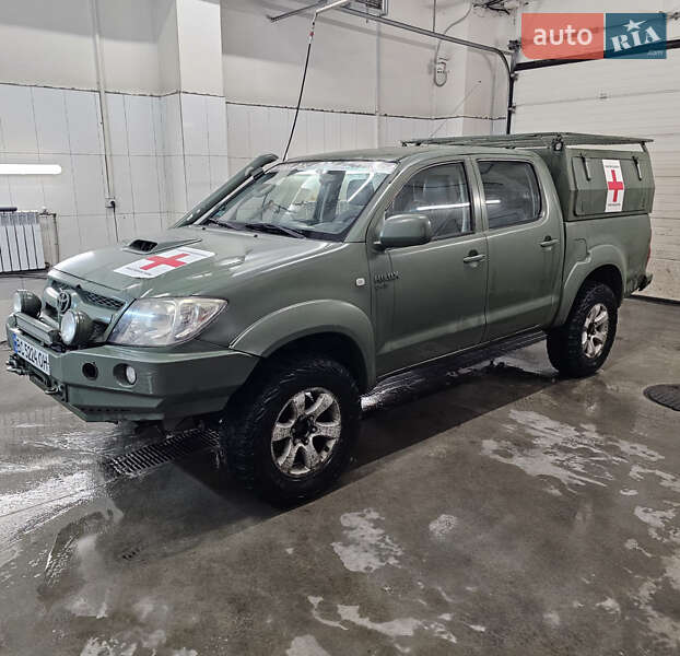 Toyota Hilux (2008)