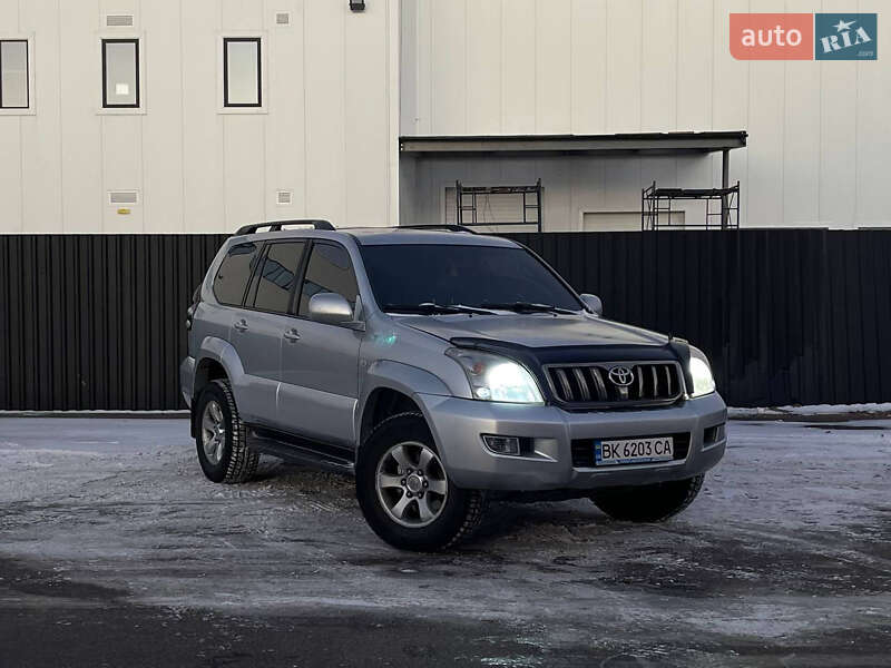 Toyota Land cruiser 120 (2007)
