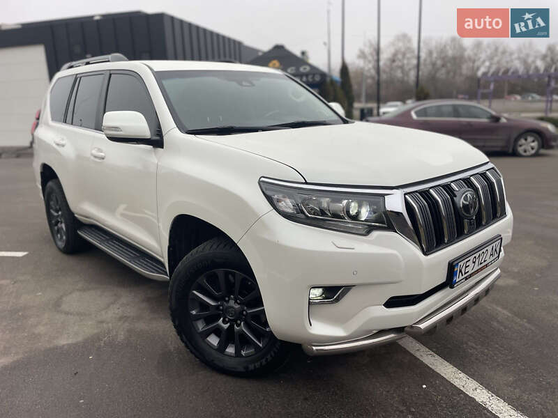 Toyota Land cruiser prado (2020)
