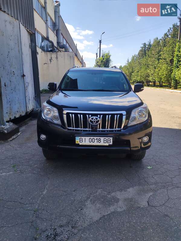 Toyota Land cruiser prado (2012)