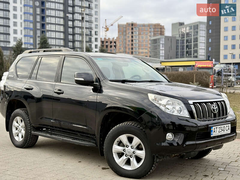 Toyota Land cruiser prado (2011)