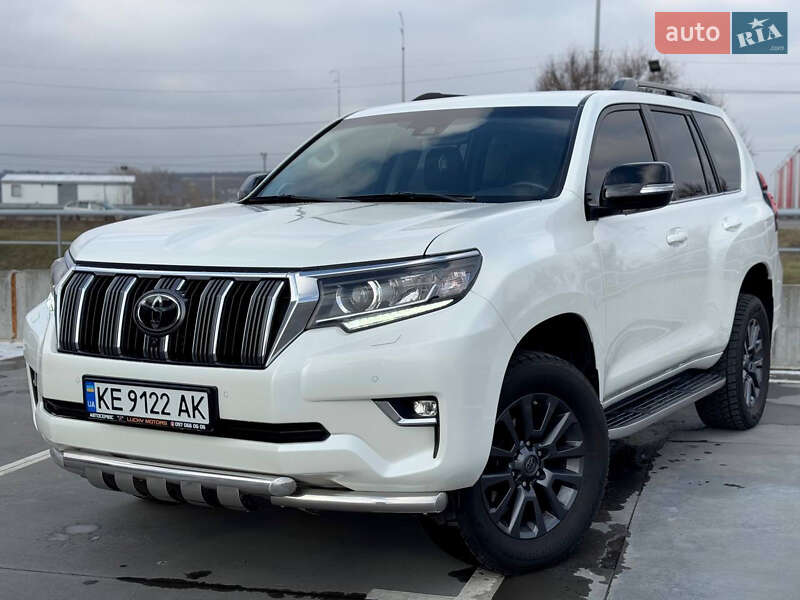 Toyota Land cruiser prado (2020)
