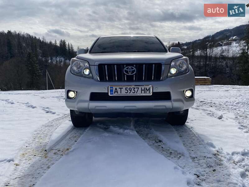 Toyota Land cruiser prado (2012)