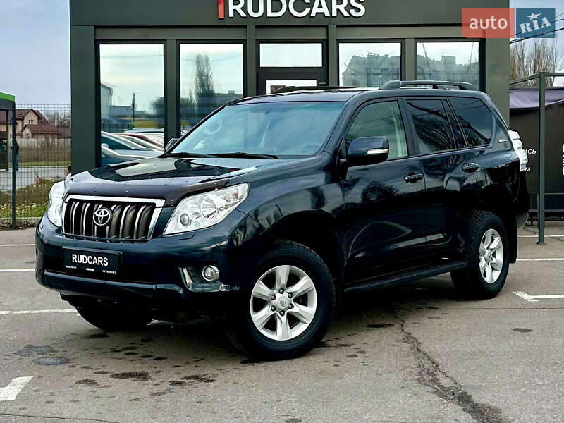 Toyota Land cruiser prado (2011)