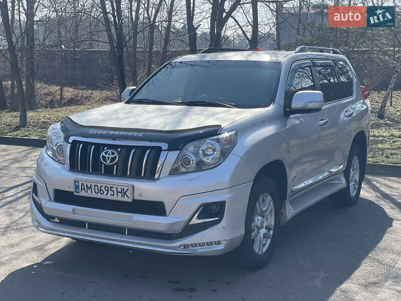 Toyota Land cruiser prado (2010)