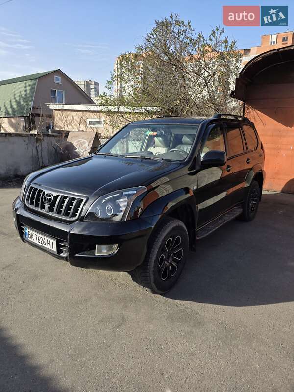 Toyota Land cruiser prado (2005)