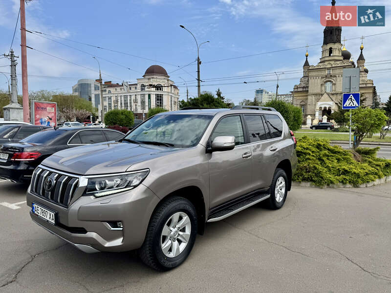 Toyota Land cruiser prado (2020)