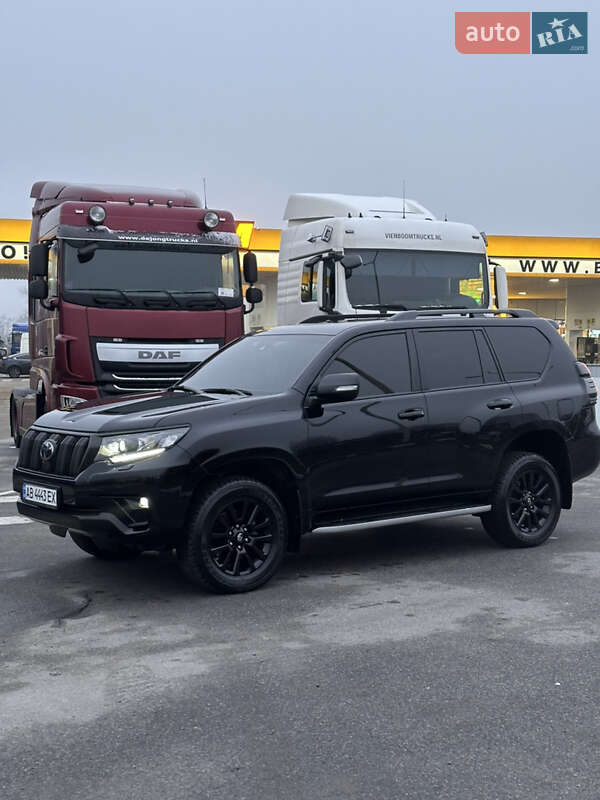 Toyota Land cruiser prado (2023)