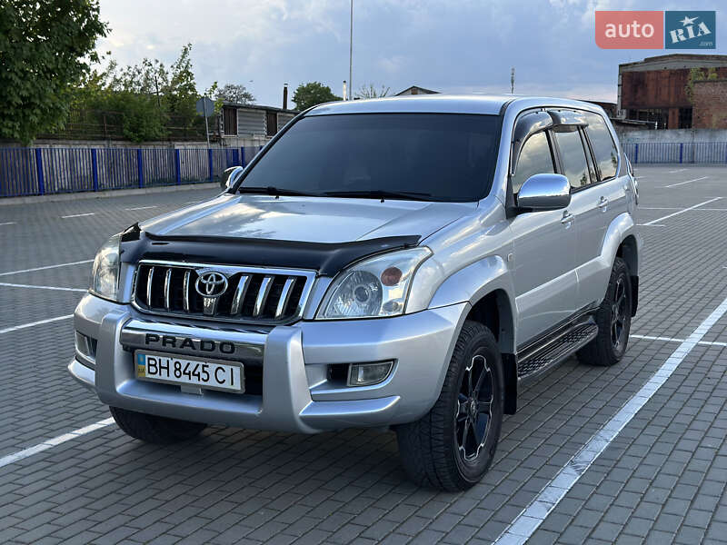 Toyota Land cruiser prado (2004)