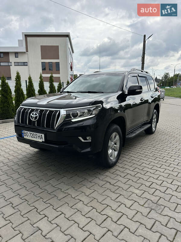 Toyota Land cruiser prado (2019)