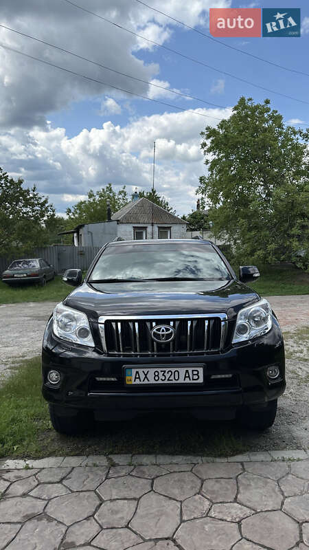 Toyota Land cruiser prado (2012)