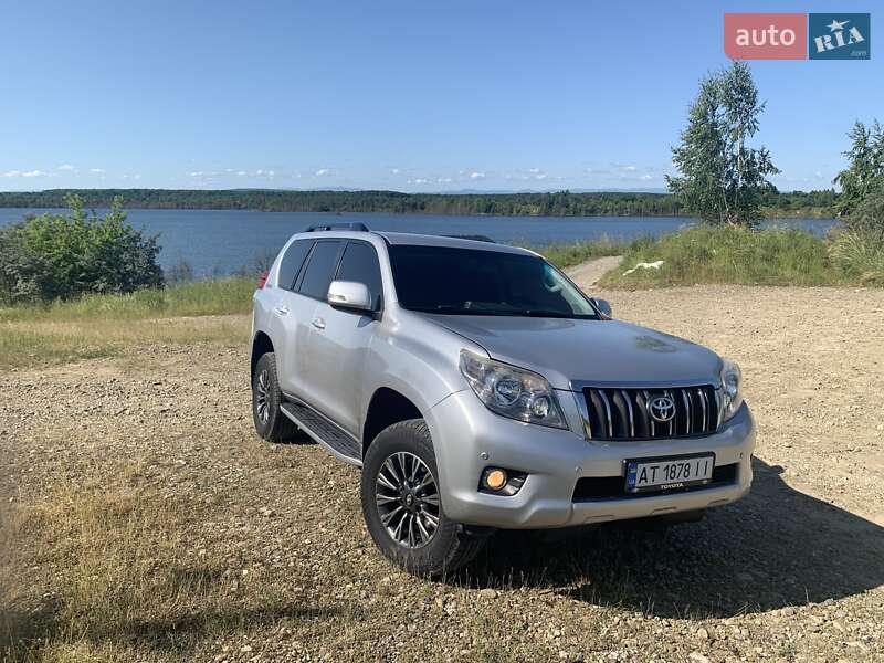 Toyota Land cruiser prado (2011)