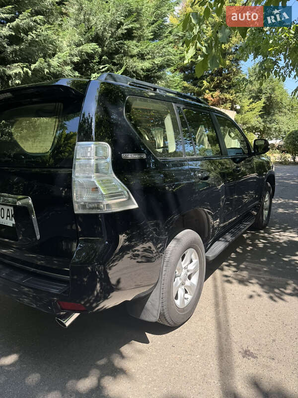 Toyota Land cruiser prado (2012)