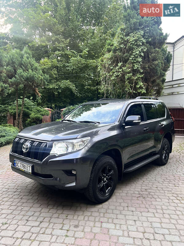 Toyota Land cruiser prado (2020)
