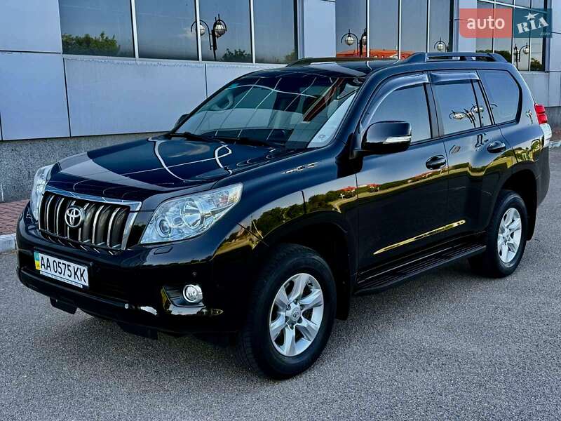 Toyota Land cruiser prado (2013)