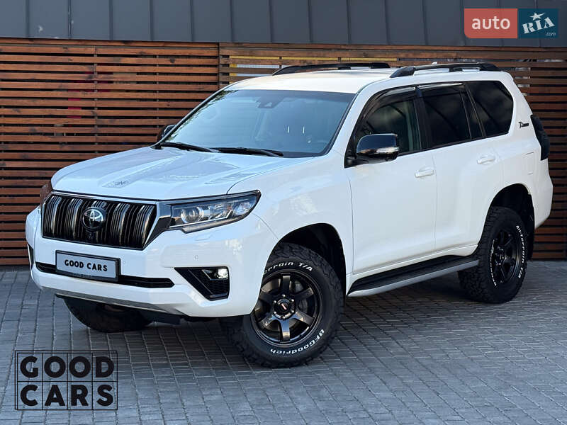Toyota Land cruiser prado (2021)