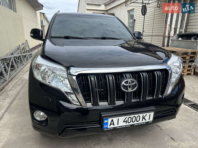 Toyota Land cruiser prado (2017)