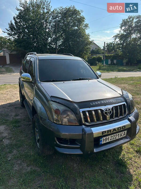 Toyota Land cruiser prado (2005)