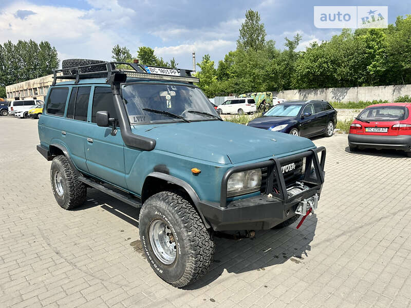 Toyota Land cruiser (1987)