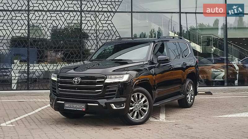 Toyota Land cruiser (2023)