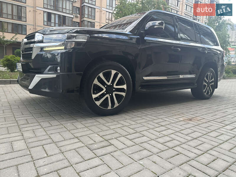Toyota Land cruiser (2008)