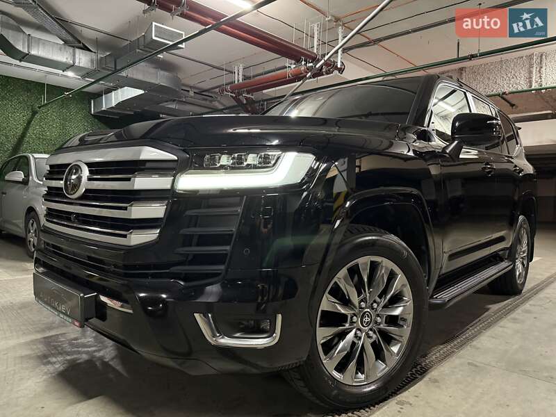 Toyota Land cruiser (2021)
