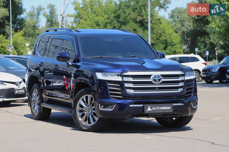 Toyota Land cruiser (2021)